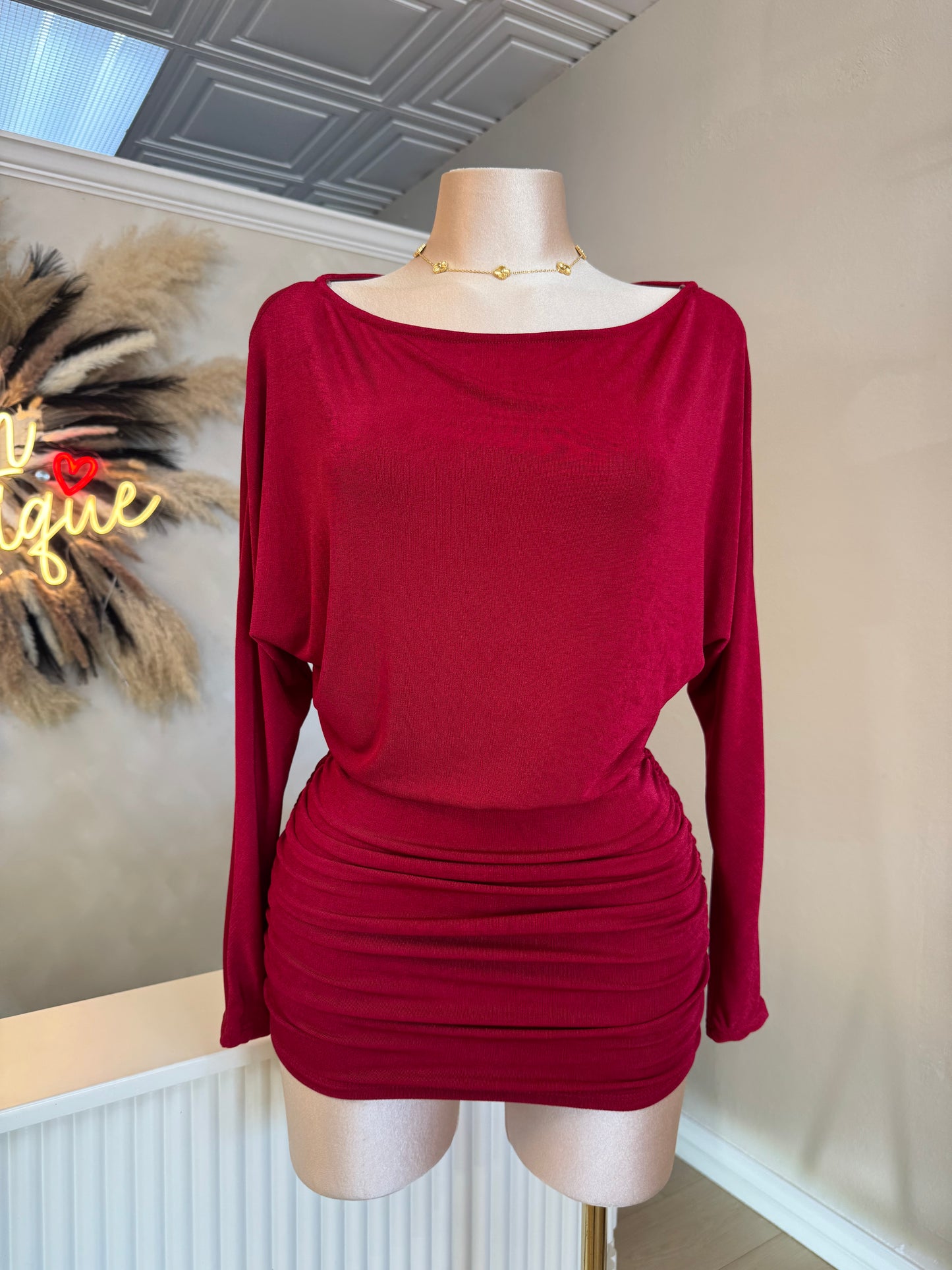 Alexa dress (cherry red)