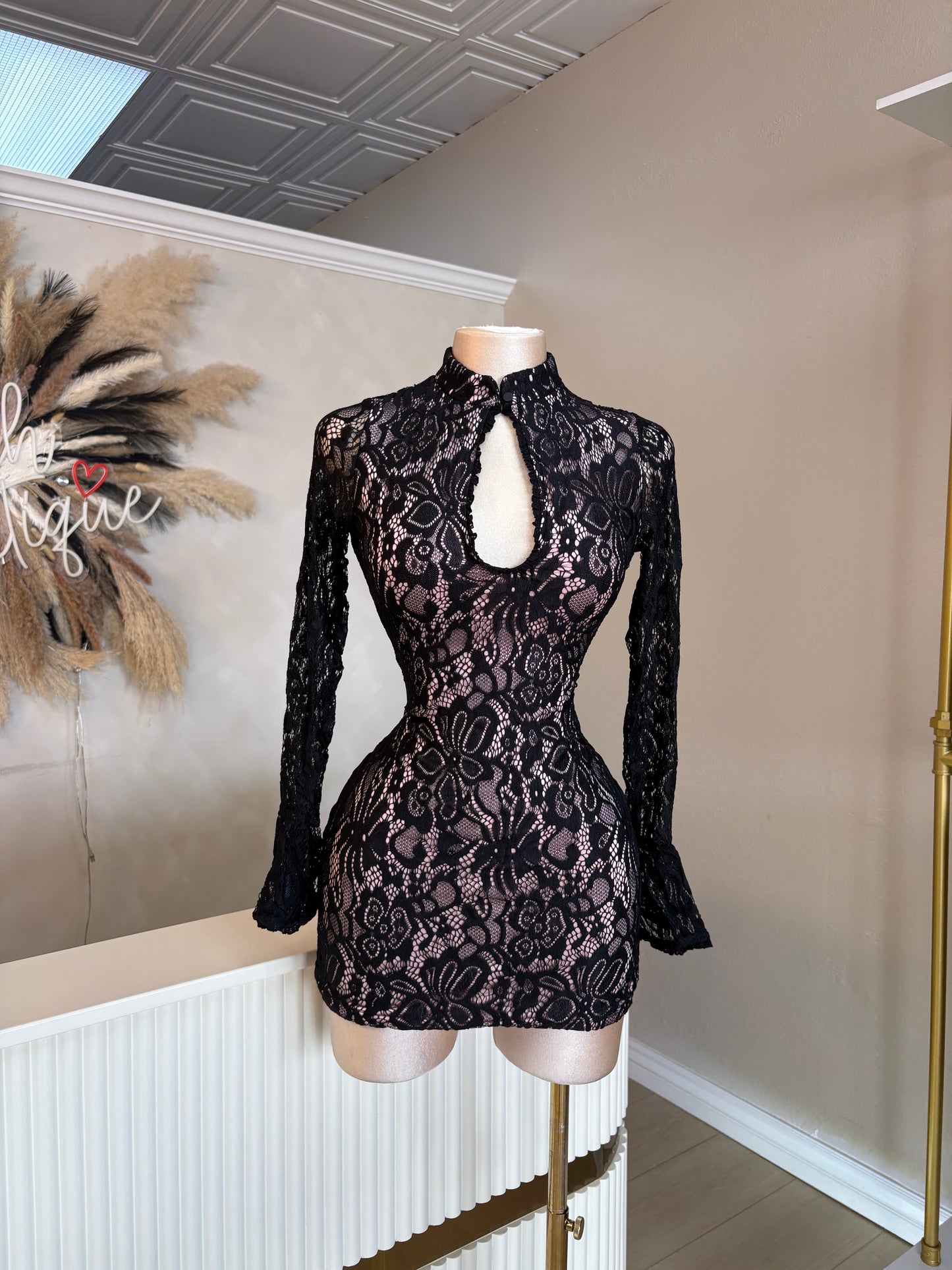 Ivonne dress (black)