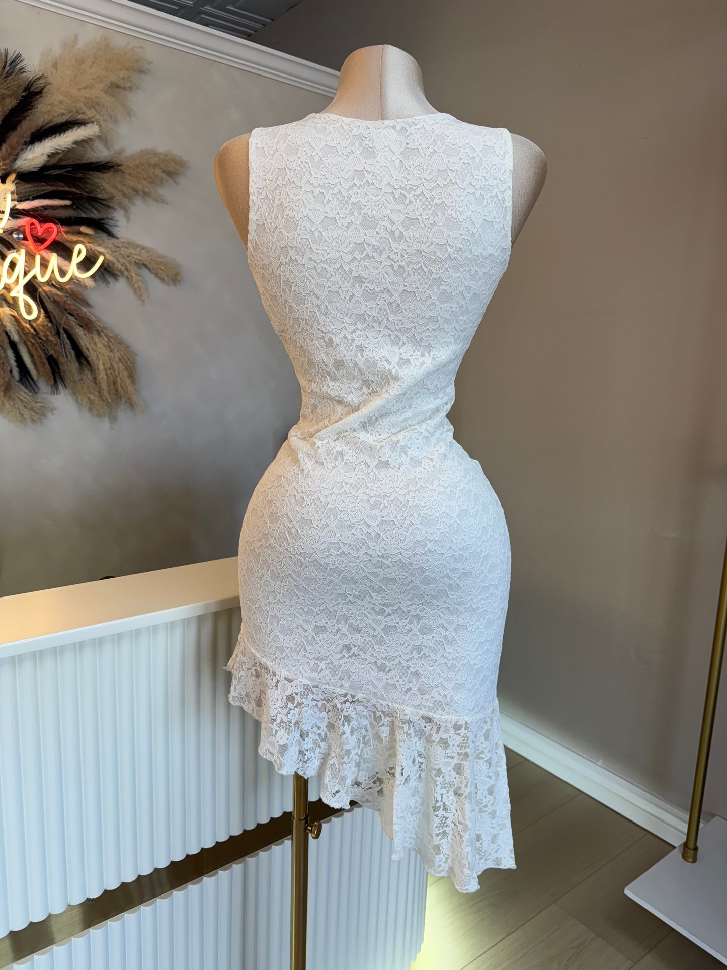 Lace asymmetrical dress (white)