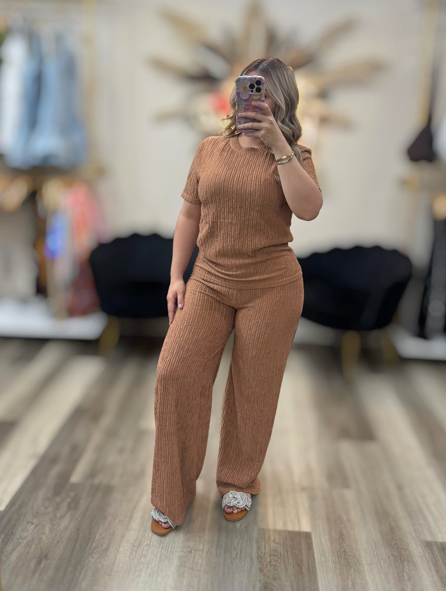 Short sleeve crinkle set (mocha)