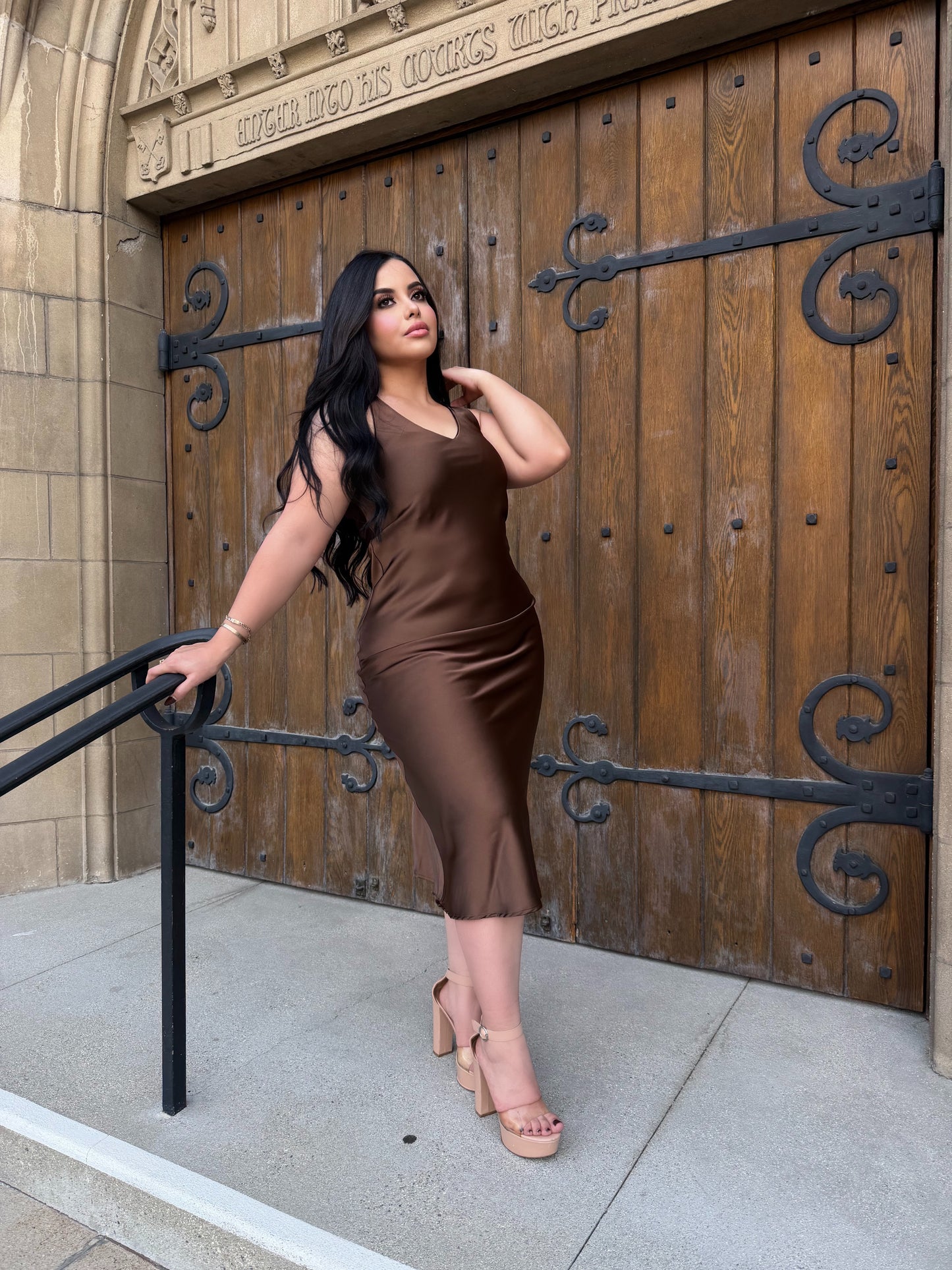 Satin V neck slip dress (brown)