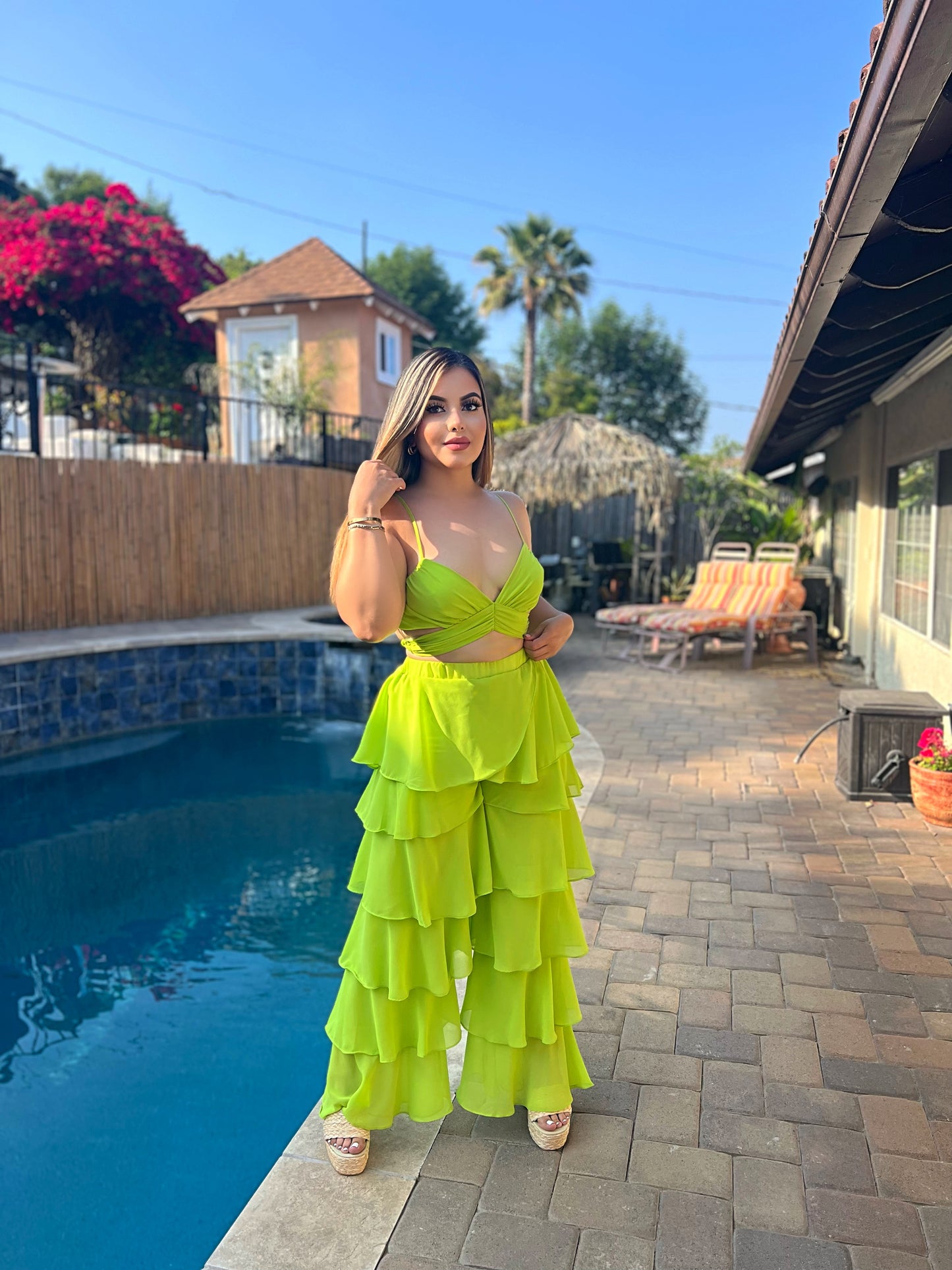 Poolside set
