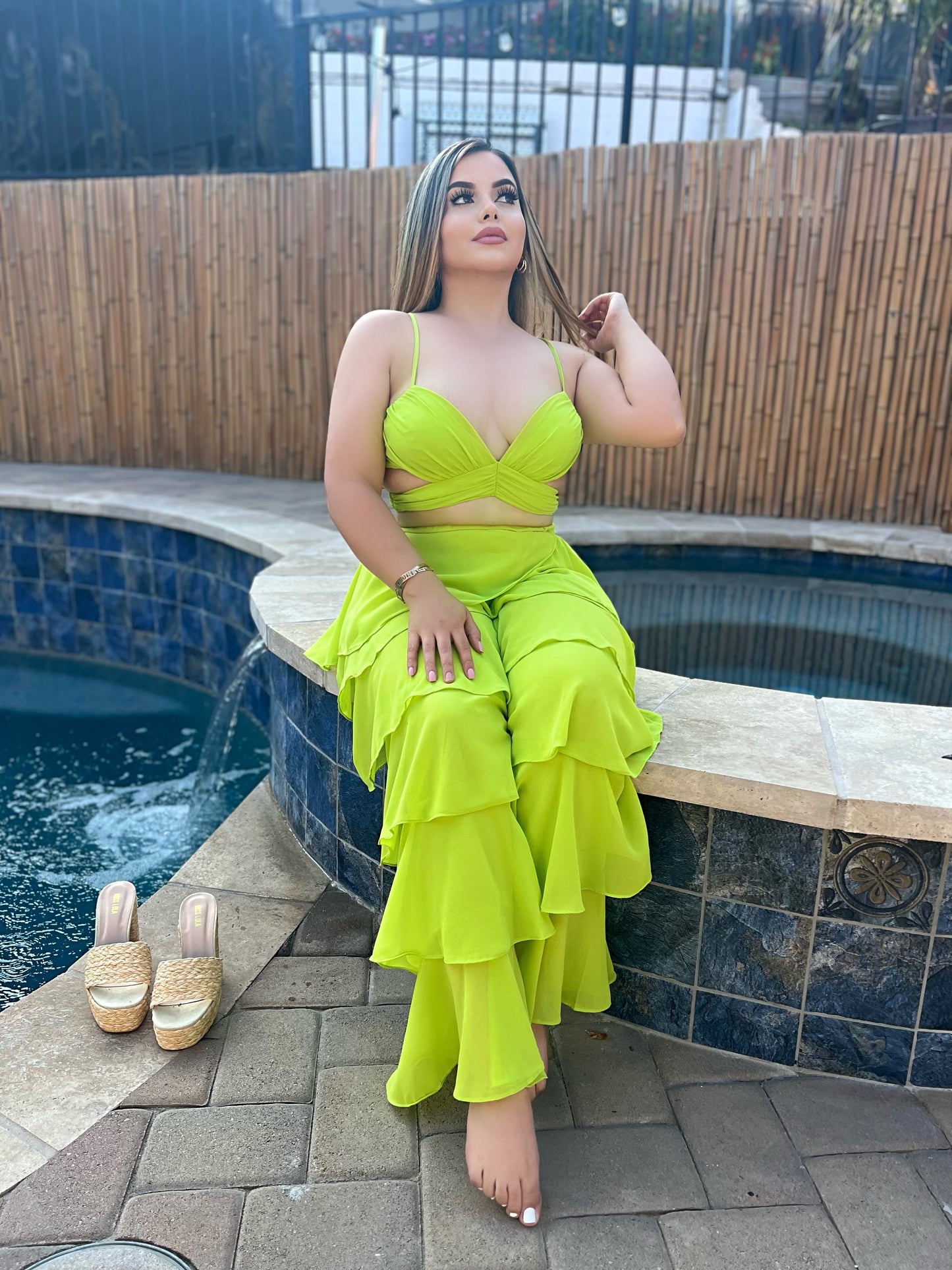 Poolside set