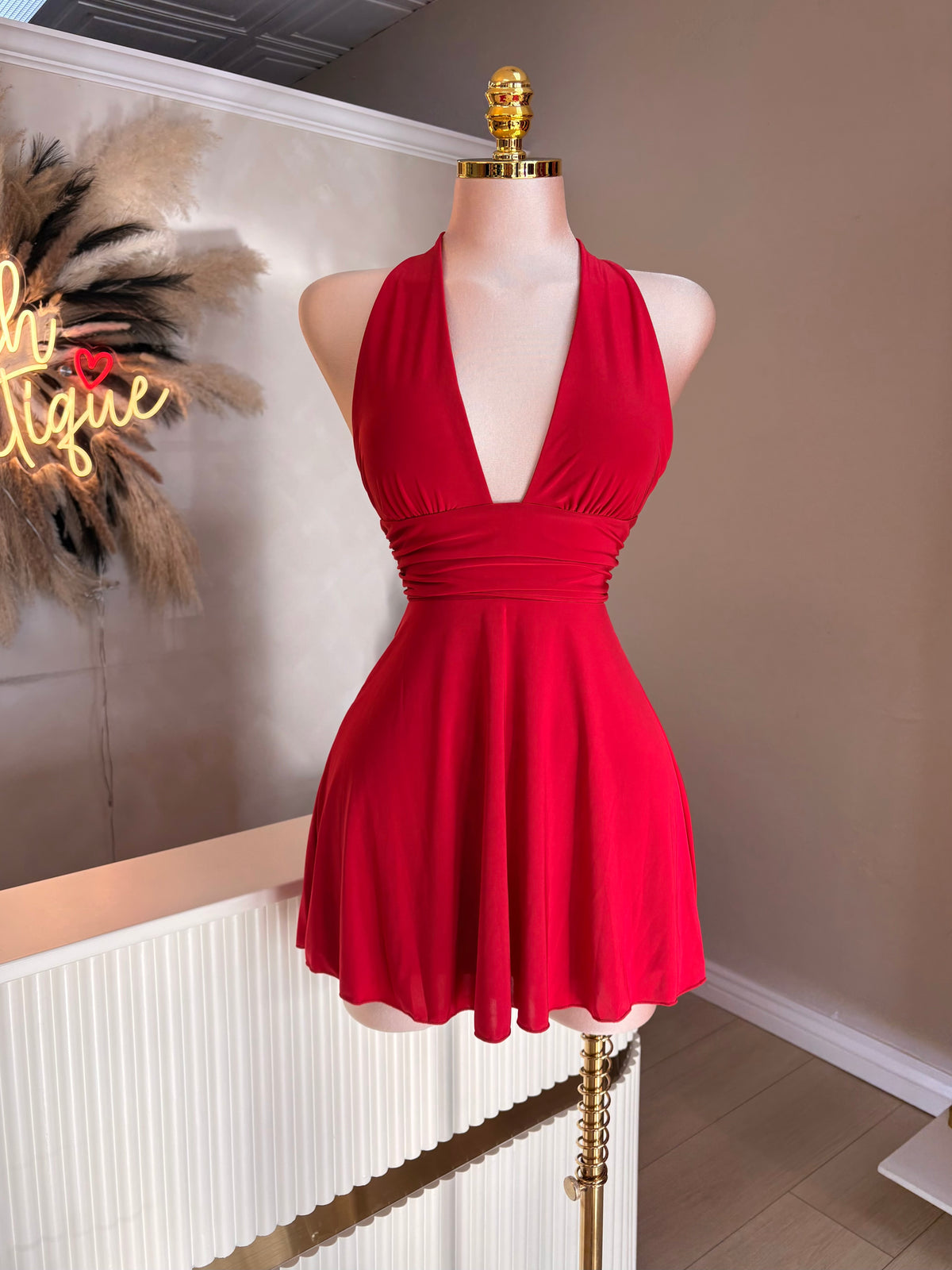 Nelly flowy dress (3 colors)