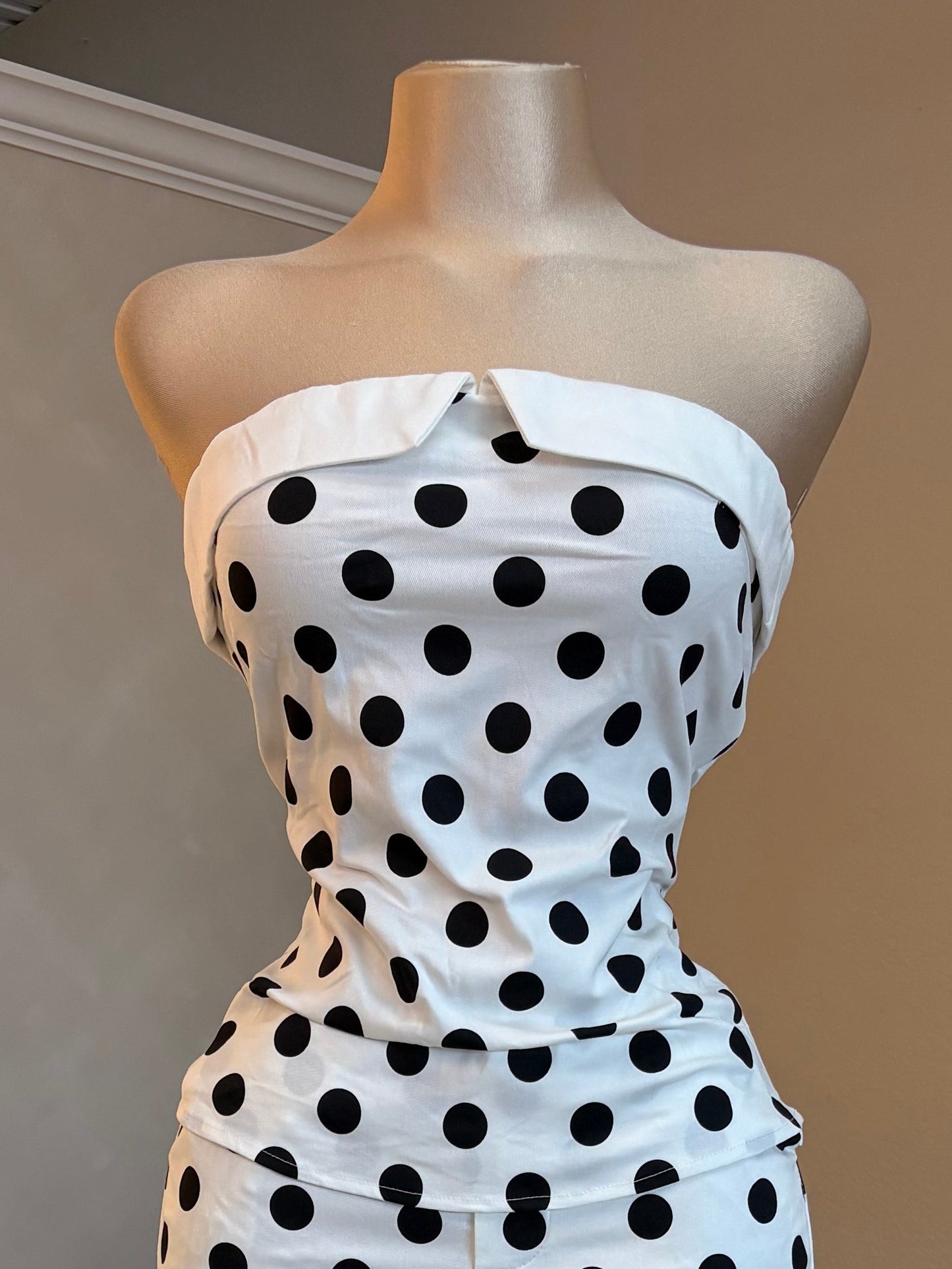 Polka dot strapless top