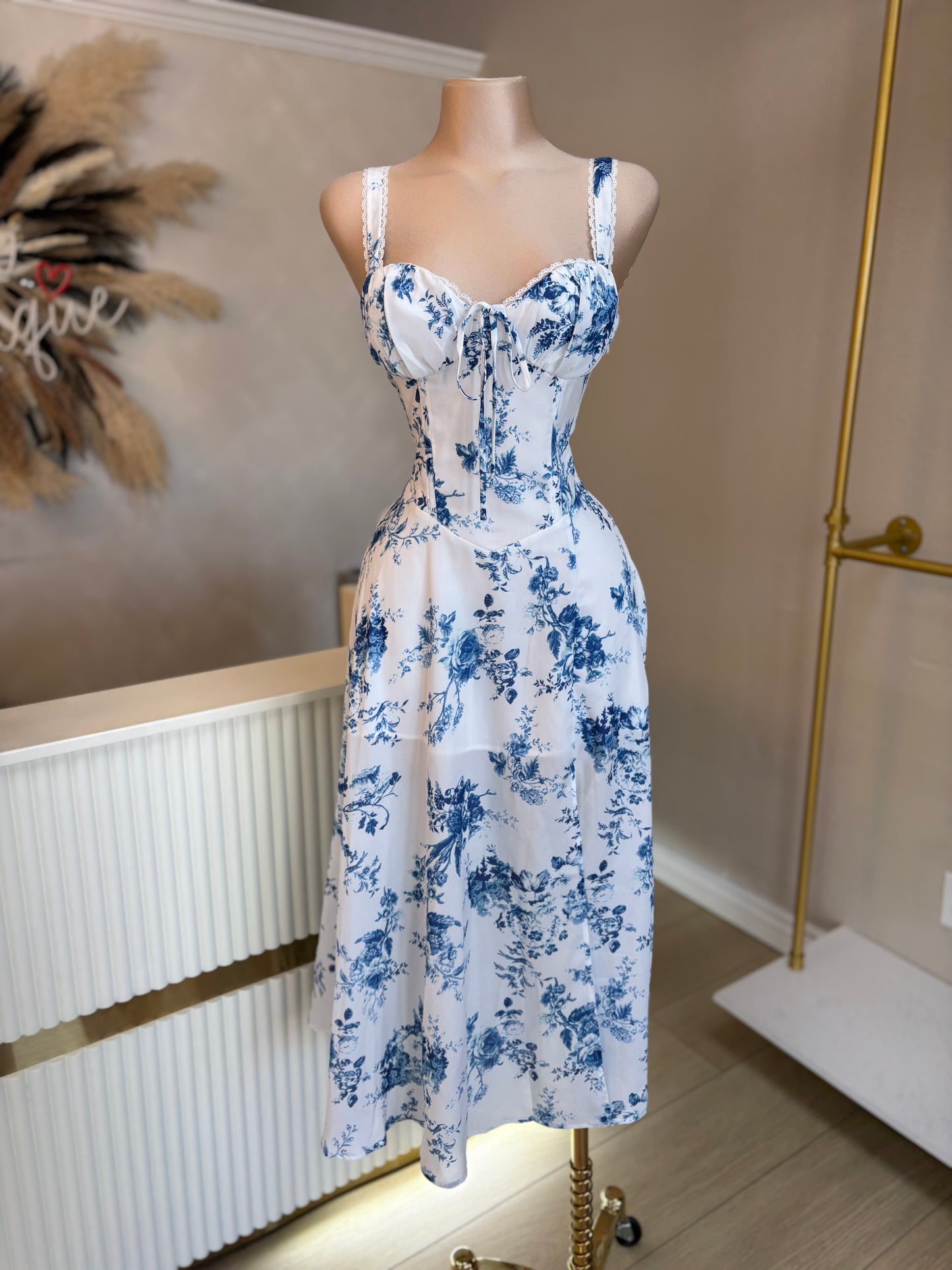 Spring picnic dress