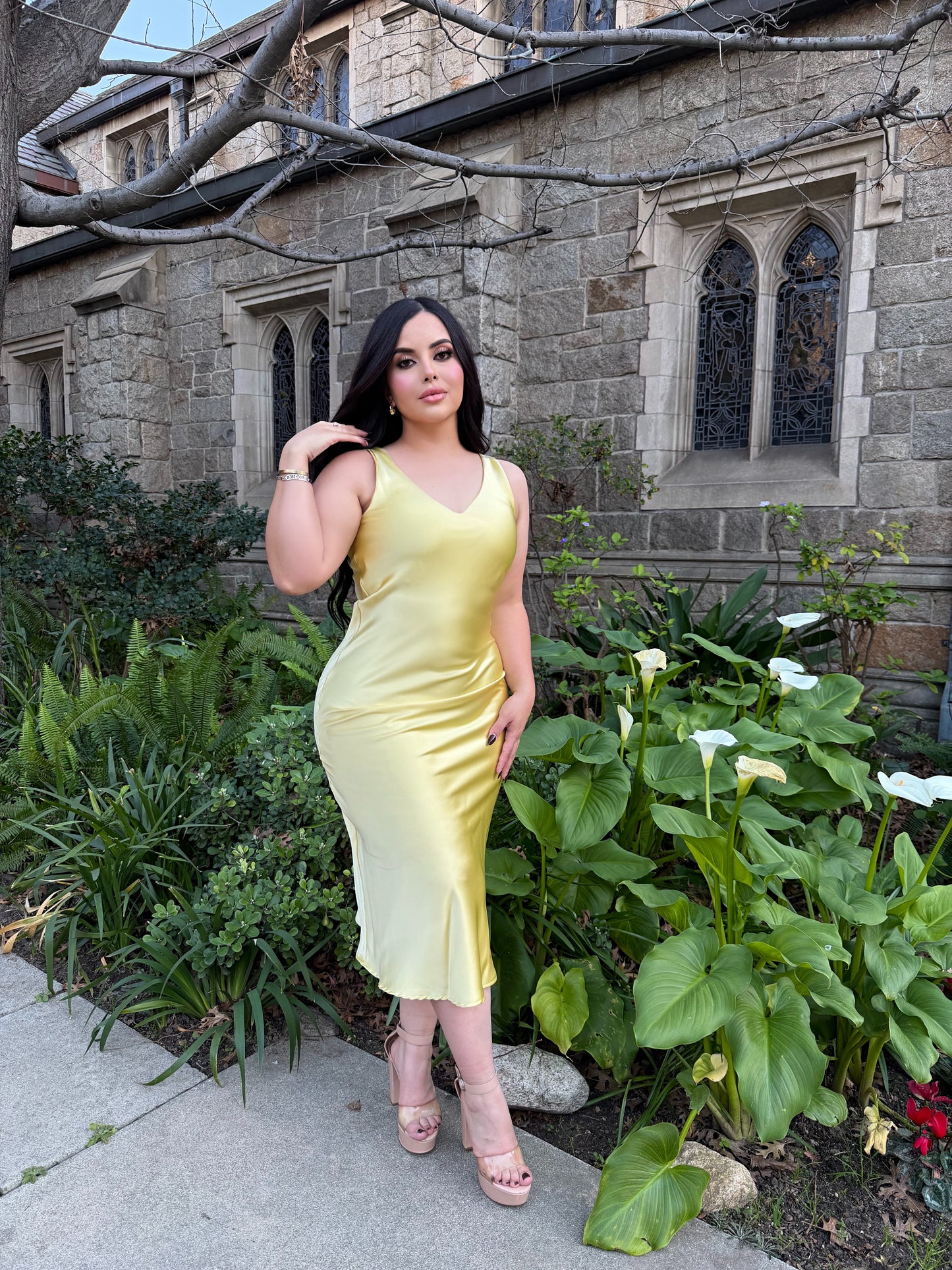 Satin V neck slip dress (yellow)