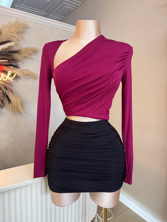 Asymmetrical top (burgundy)