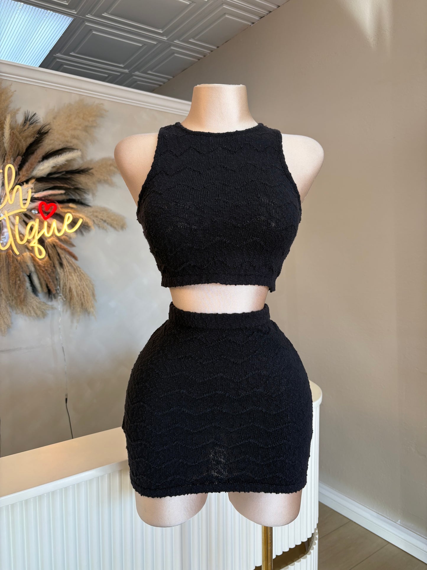 Black knitted skirt set
