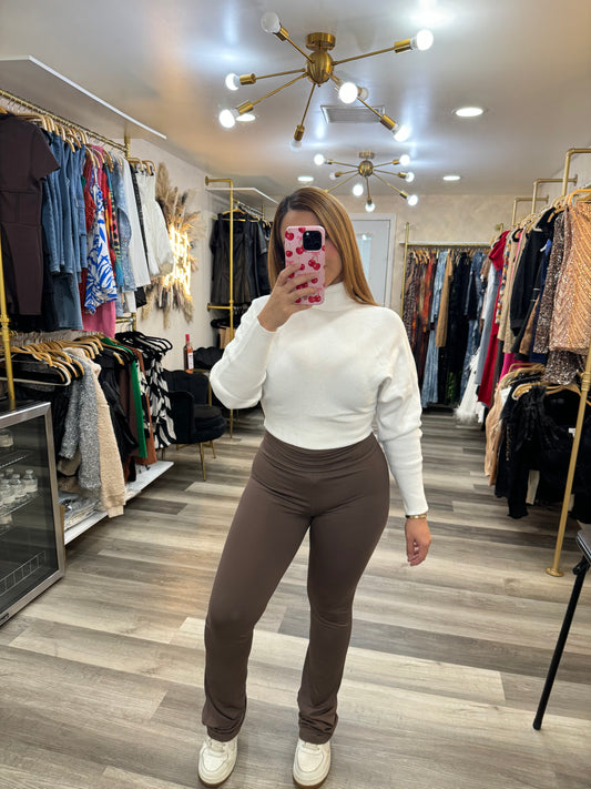 Seamless flare leggings (mocha)