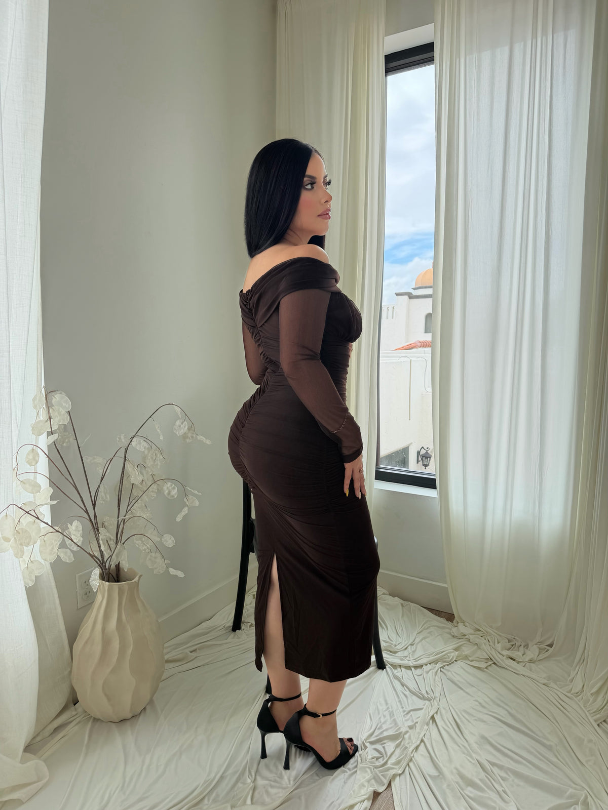 Off shoulder ruched midi dress