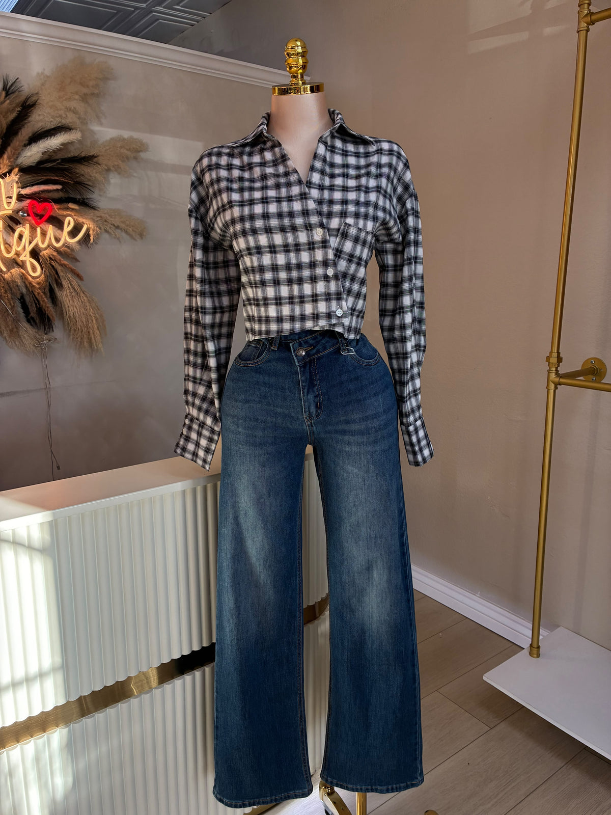 Asymmetrical plaid top (2 colors)