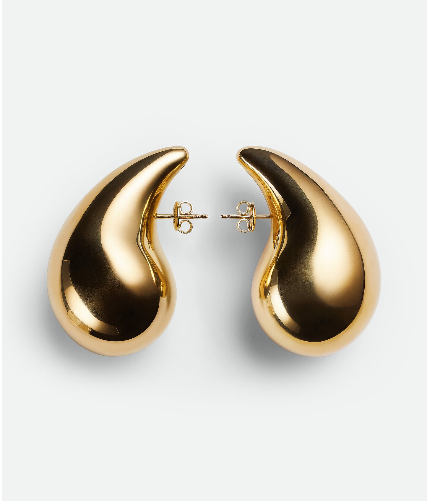 Gold tear drop earrings