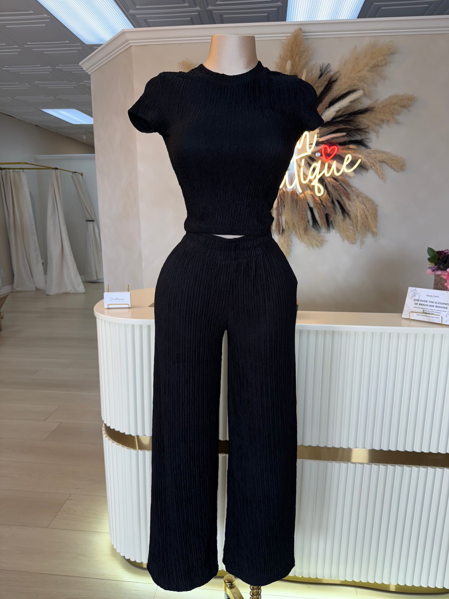 Short sleeve crinkle set (black)