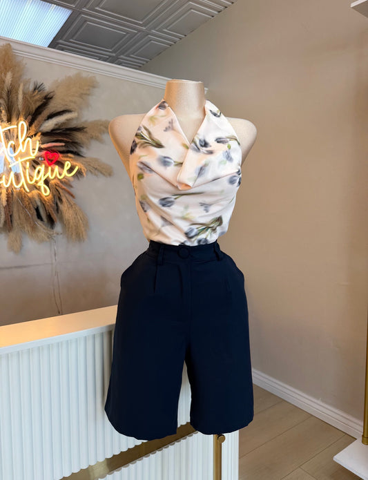 Navy blue Bermudas