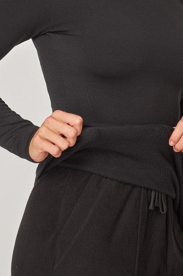 Thermal long sleeve mock neck