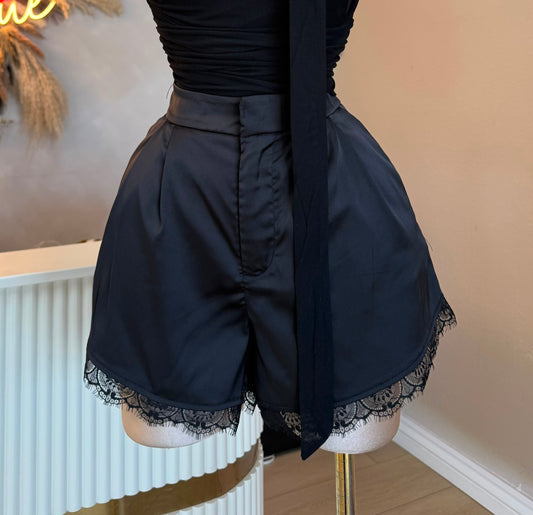 Satin lace shorts (black)
