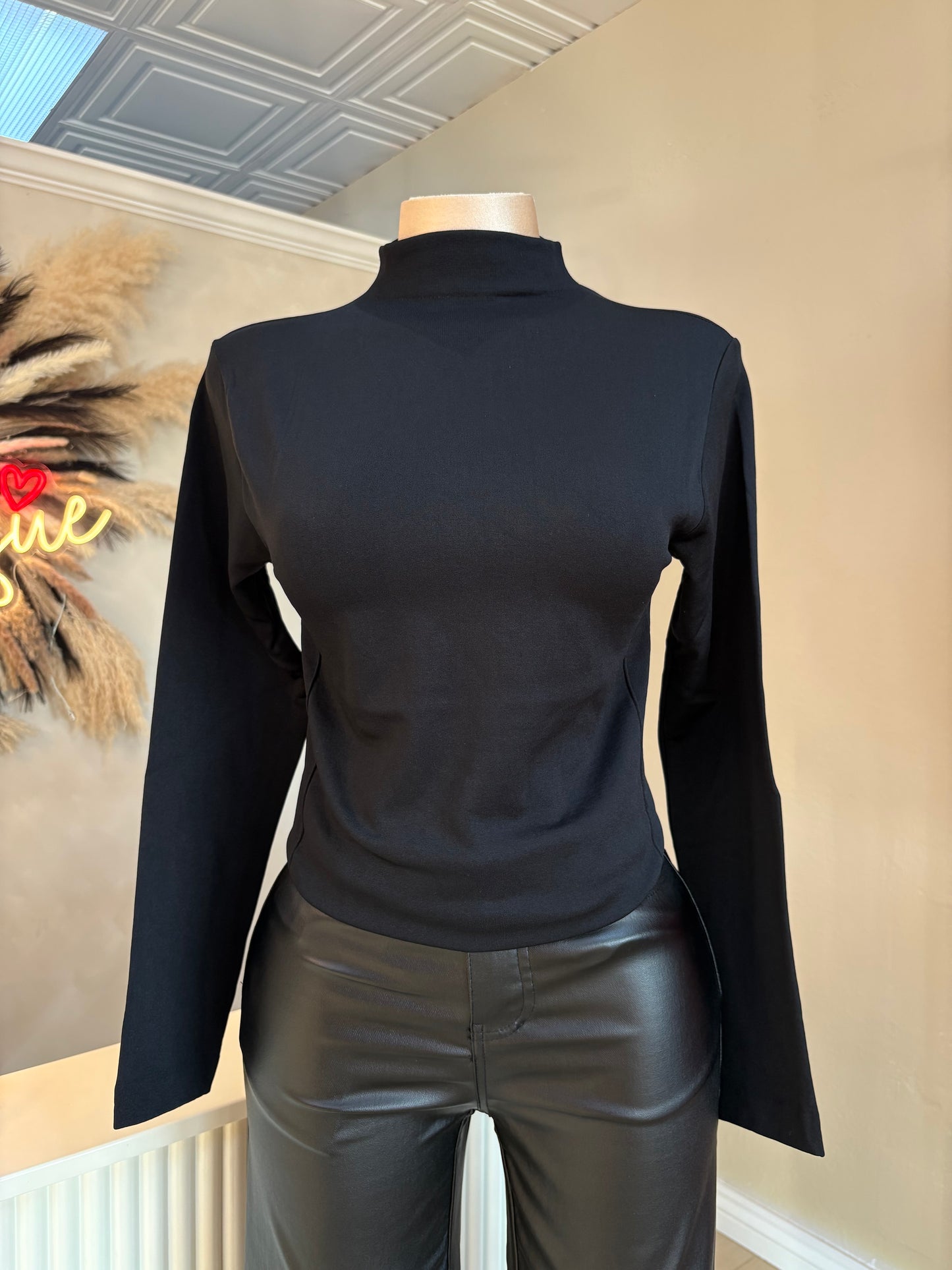 Thermal long sleeve mock neck