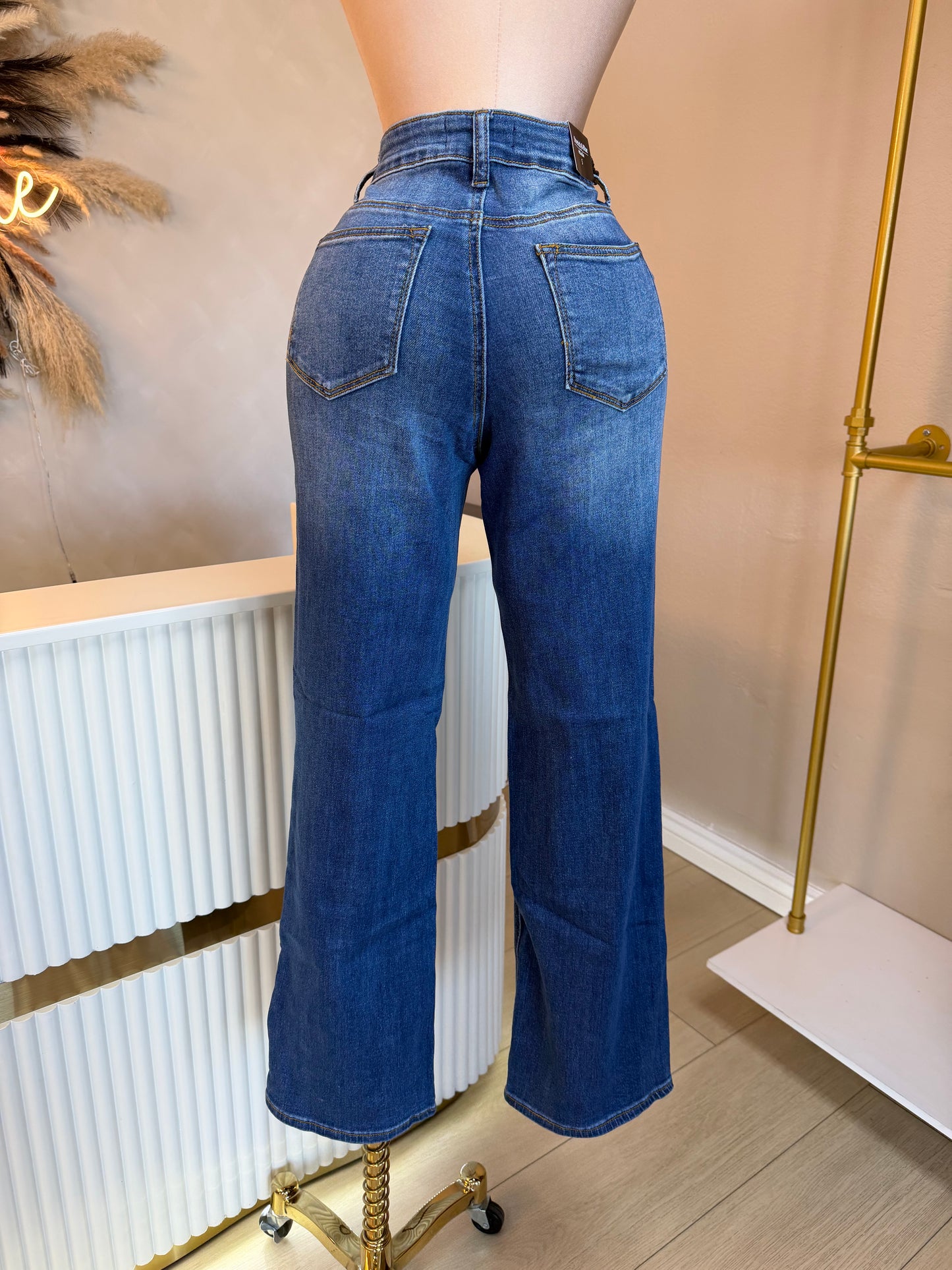 Blue knee slit jeans