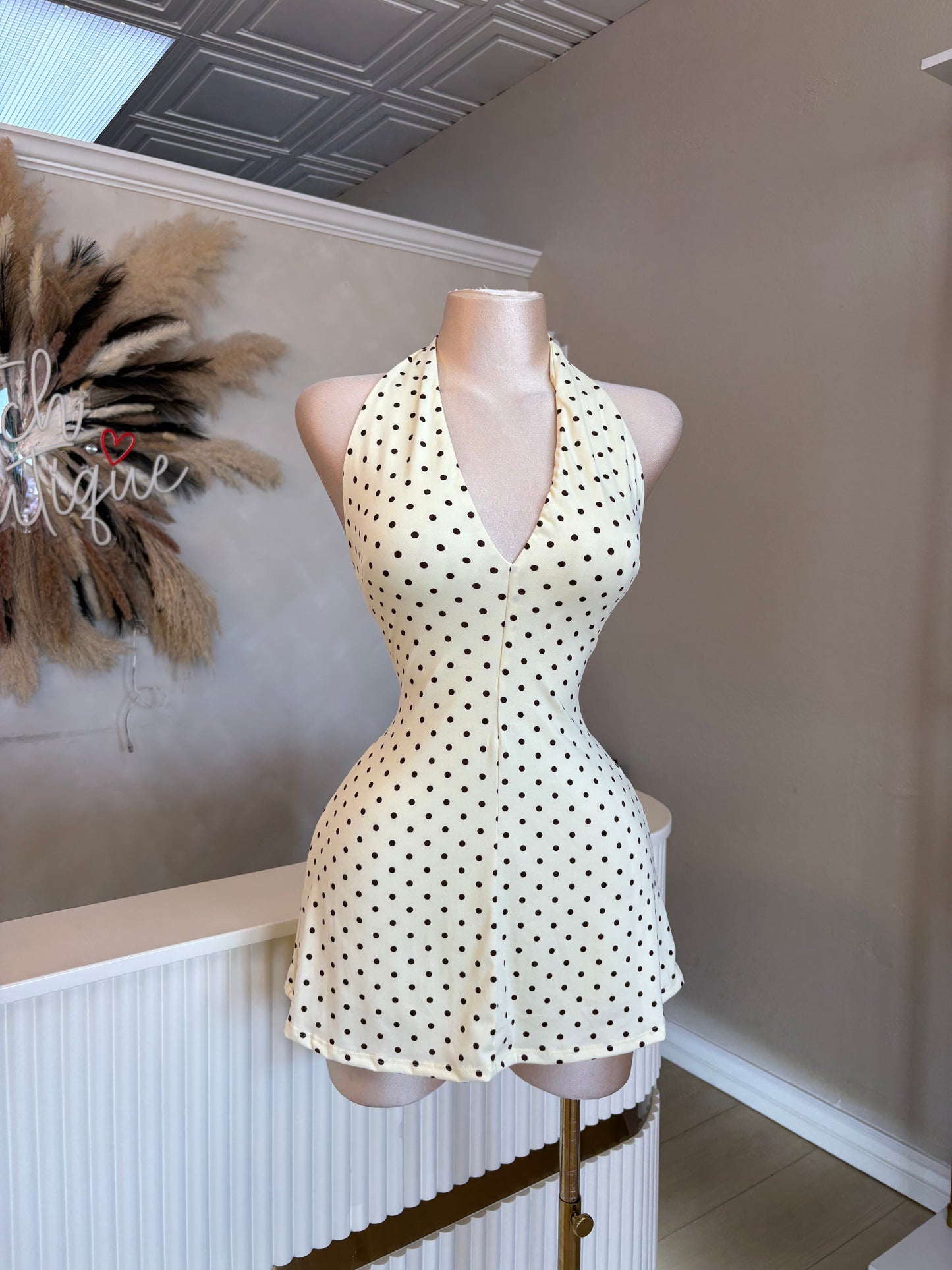 Polka dot dress (yellow)