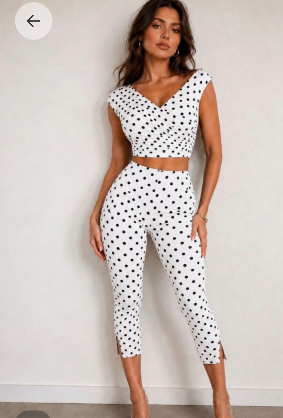 Nicolette set