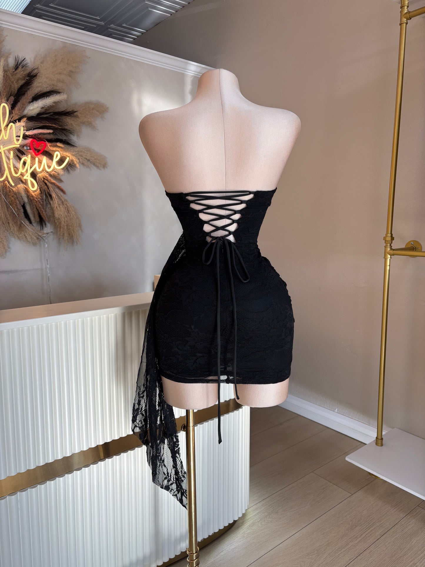 Samara dress (black)