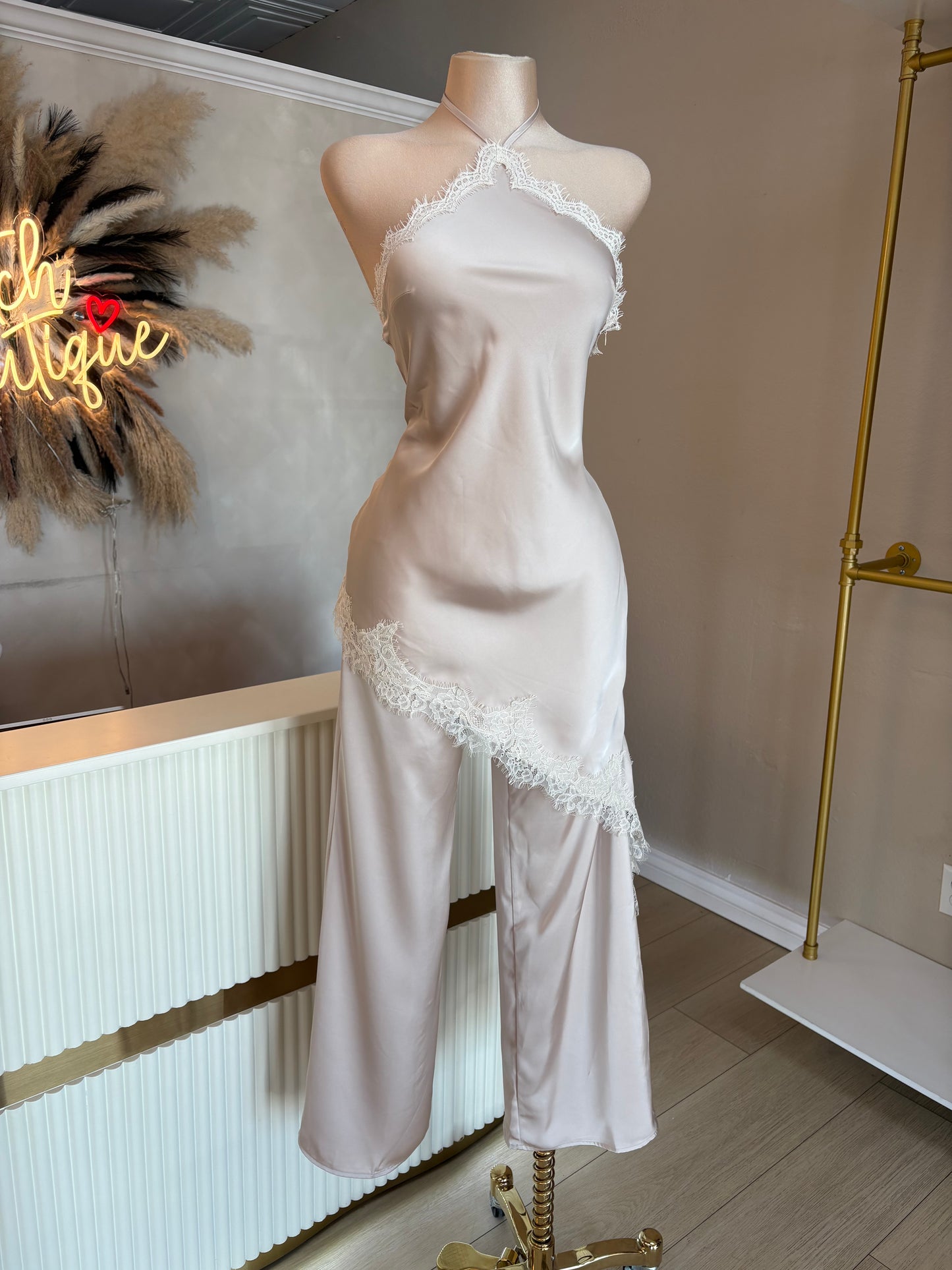 Satin lace pants set