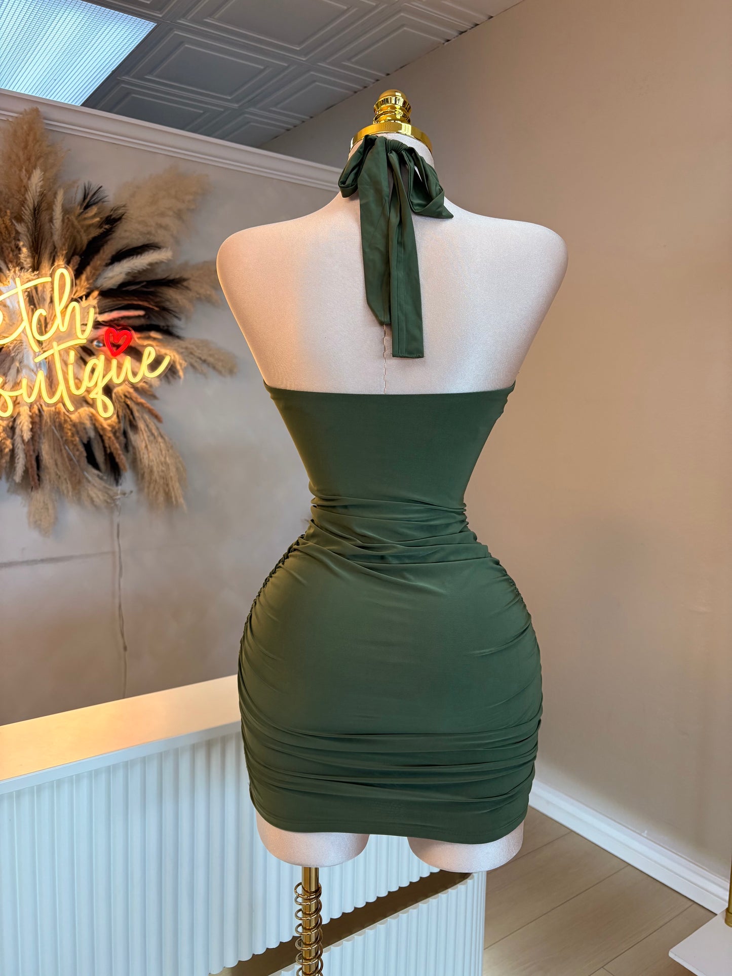 Halter dress (2 colors)