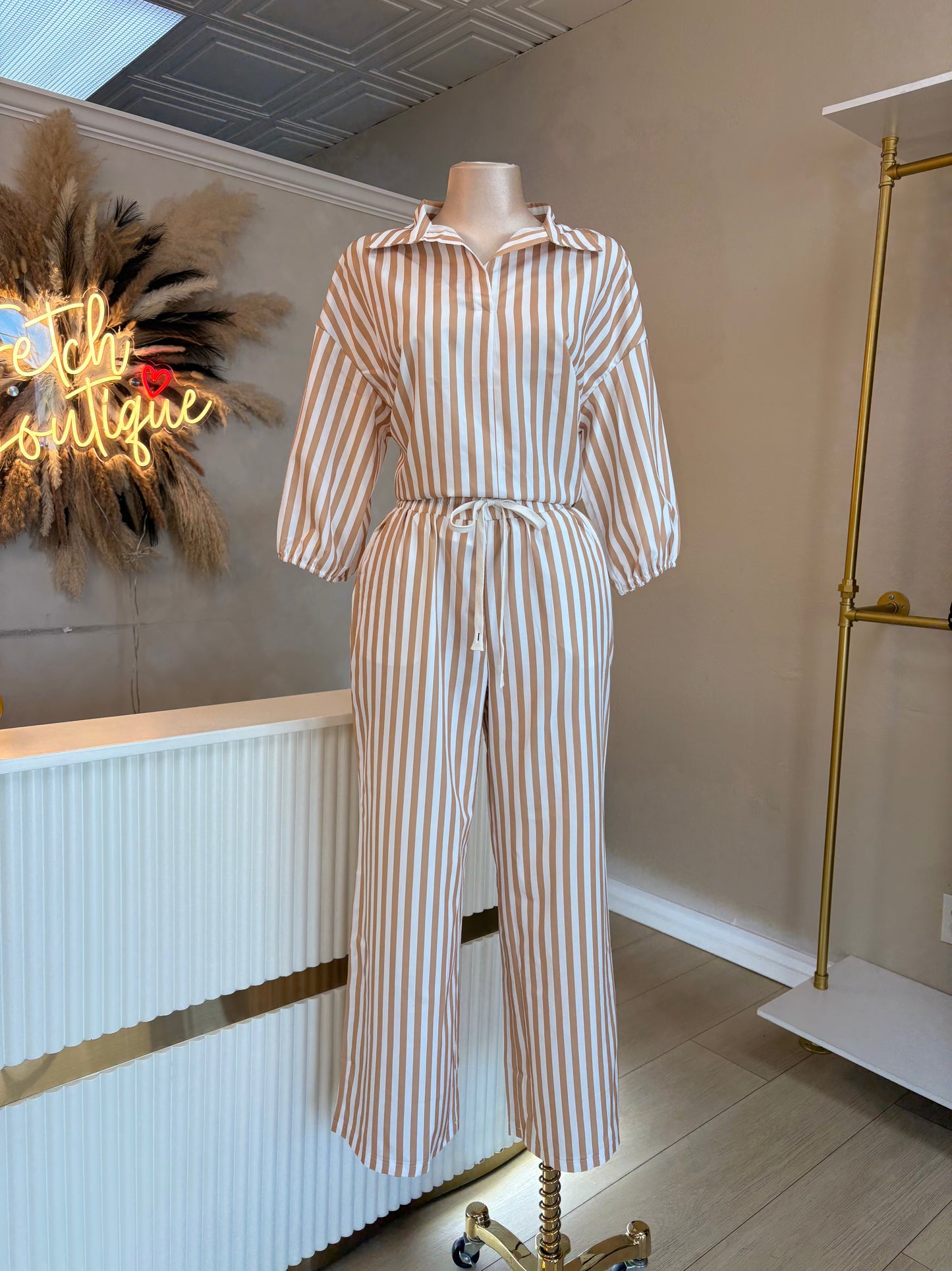Striped set