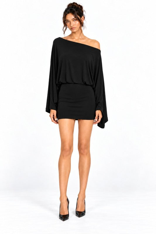 One off shoulder wide sleeve dress